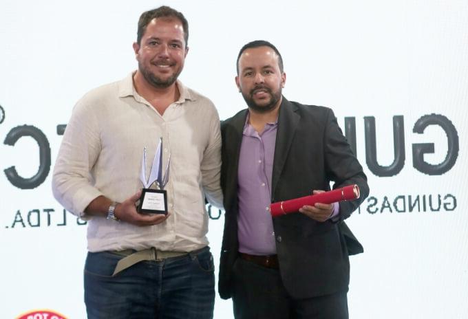 Manitowoc-partners-awarded-the-prestigious-Top-Crane-Brasil-Award-2023-1.JPG